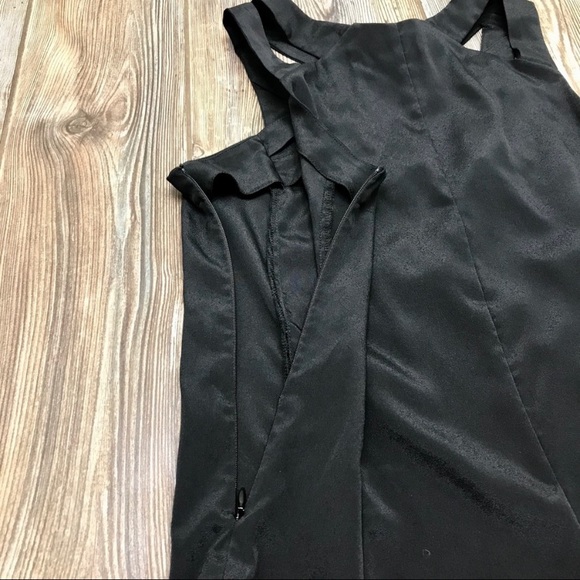 💥 EXPRESS Black Sleeveless Top. - Picture 7 of 8